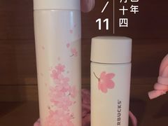 -星巴克(潍坊泰华广场店)