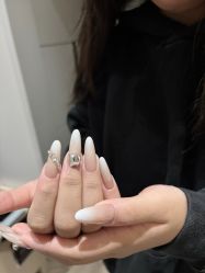-猪猪女孩日式美睫美甲
