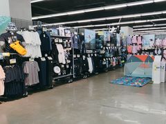 -迪卡侬(顺峰山店)