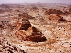 -天山神秘大峡谷