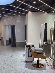 -PE SALON 
