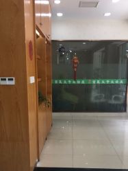 -苗医生专业祛痘·皮肤管理