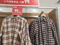 -优衣库(北京万柳华联购物中心店)