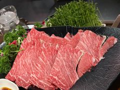-海底捞火锅鲜切牛肉主题店(长寿路店)