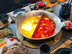 -湊湊火锅·茶憩(南京东路悦荟店)