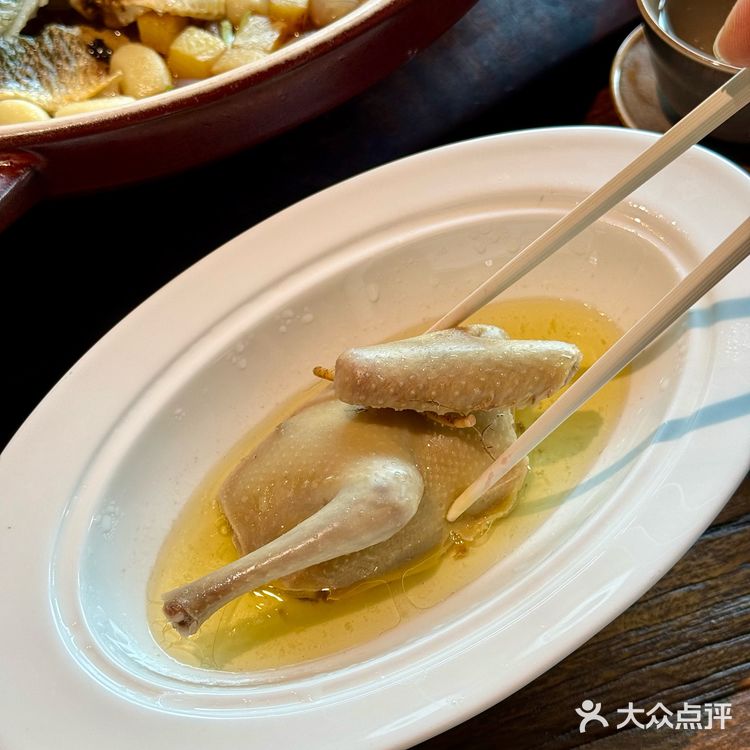 顺德也有在中式庭院里，吃精致“漂亮饭”！