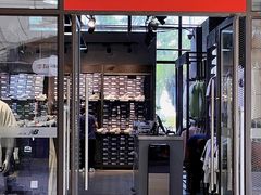 -王府井奥莱临潼小镇(临潼店)