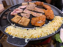 -胡悦里韩式烤肉(芝罘万达广场店)