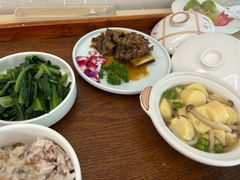 -雪梅月子中心(华侨城店)