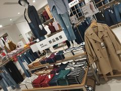 -优衣库(郑州二七万达广场店)