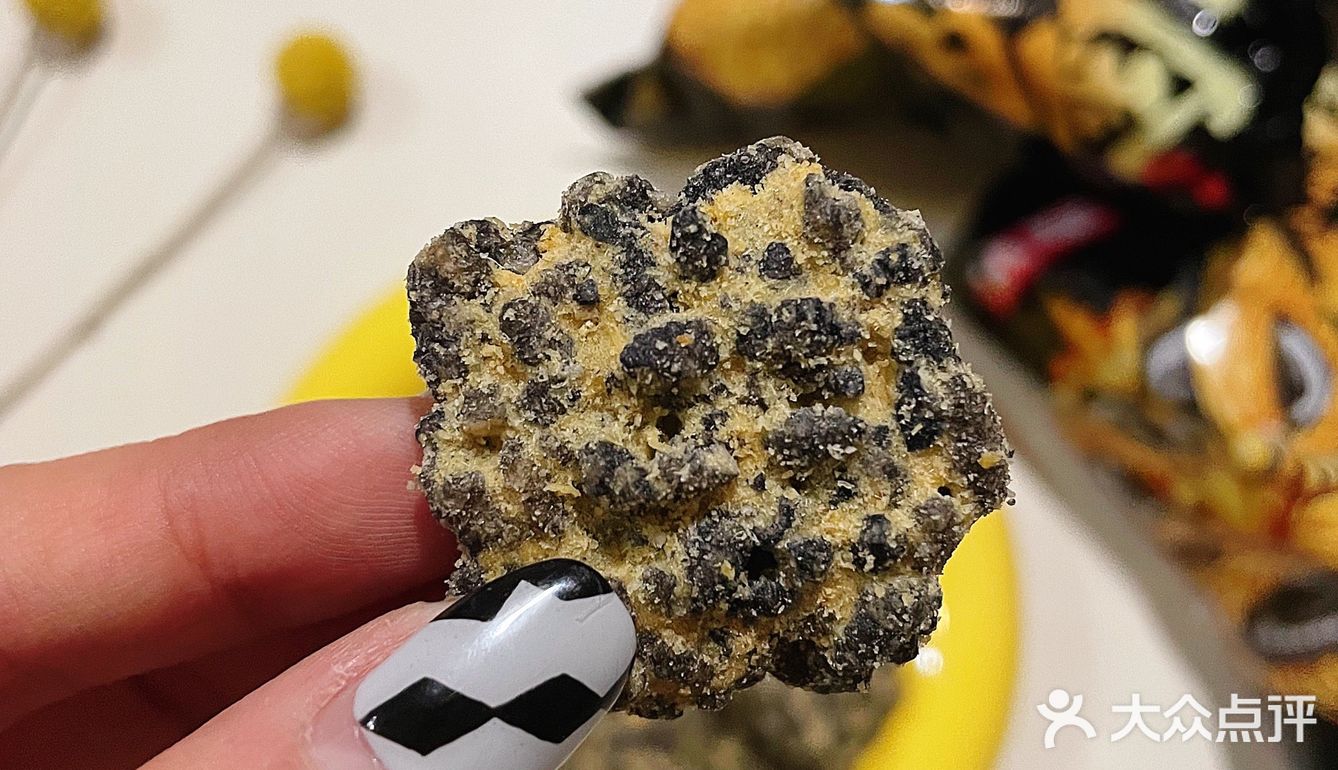 咸蛋黄➕肉松的神仙搭配🤩谁能拒绝的了？