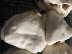-白玉兰食品甜凤店(合生汇店)