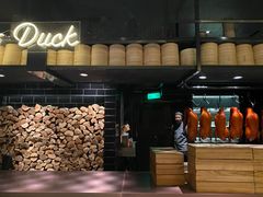 -The ROOF (通盈中心店)