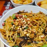 深圳探店｜城中村美食 胖明螺狮粉