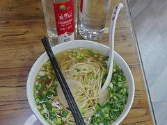 -陇上全荟兰州传统牛肉面(延吉路店)