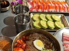 -围炉肉舍丹东海鲜烤肉·烤活鳗(步行街店)