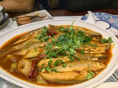 河石榴-大宝全猪馆(南京路店)