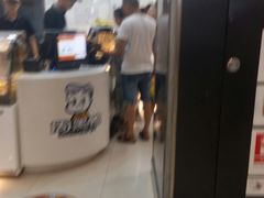 -周黑鸭(武汉汉阳区江城大道永旺店)