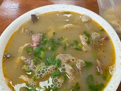 -春雨羊汤店(广开四马路总店)