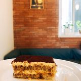 ᐅ隐匿在使馆区深处的简餐店 位置很不起眼 环境也很家