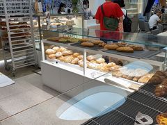 面包甜点陈列柜-Perma Café樸門(五羊店)