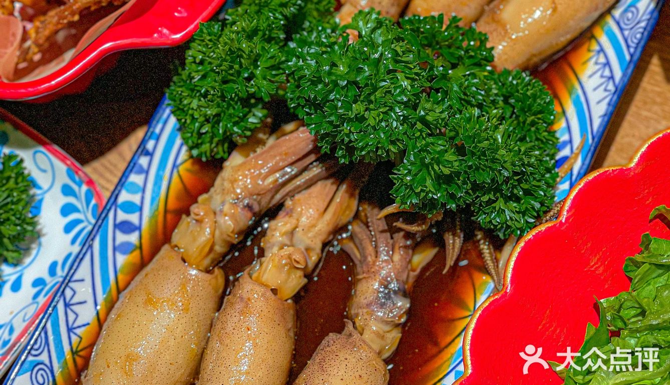 谁懂❗️粥底火锅配潮汕生腌有多鲜🤩