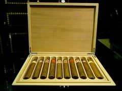 -1492雪茄威士忌俱乐部(明宇金融广场店)