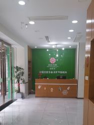 -苗医生专业祛痘·皮肤管理