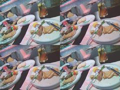 -樱花里音乐餐吧·牛扒椰子鸡(东圃店)