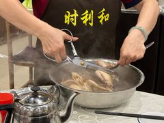 滋补养颜药缮乳鸽煲-时利和美食(东方广场店)