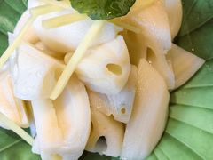 -湖畔鲁菜·二十年老字号餐厅(大明湖店)