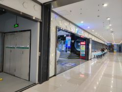 -反弹蹦床公园(南坪万达店)