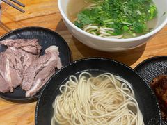 -嘻小北·兰州清汤牛肉面(太平洋森活天地店)