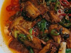 -有红鸡毛店·川菜(建设路店)