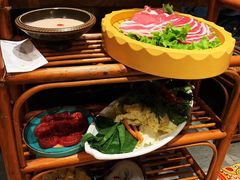 -老牌坊云南鱼豆花火锅(嵩山店)