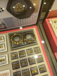 -周生生Chow Sang Sang(翠微店)