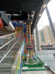-乐高品牌旗舰店(人民广场店)