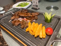 -新天明砂锅鱼头煲