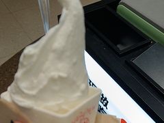 -上海来福士广场