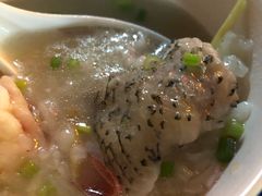 -光海鲜鱼翅餐厅(叻差拉披色路店)