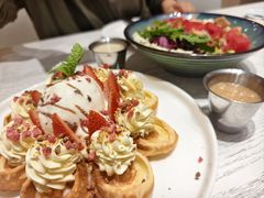鲜奶油草莓华夫-娜娜家·Nana's restaurant(国金汇店)