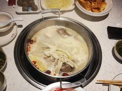 -三人行骨头王火锅(长寿店)