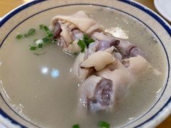 -易老妈蹄花.创于1935(总店)