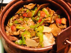 铜锅牛肝菌焖饭-中8楼风尚云南菜(颐堤港店)