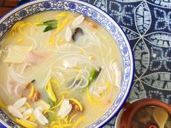 -桥香园过桥米线(国贸店)