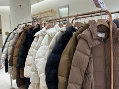 -百年港湾奥特莱斯(香炉礁店)