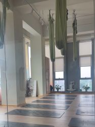 -小黑裙瑜伽·普拉提