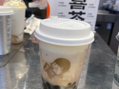 芋泥波波奶茶-喜茶(北京三里屯太古里店)