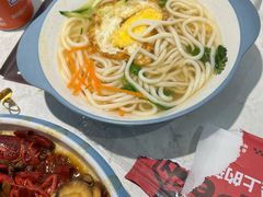 -辣盆盆麻辣小龙虾(哈尔滨总店)