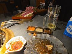 -铭牛烧肉·和牛海鲜自助(高新月牙湖店)